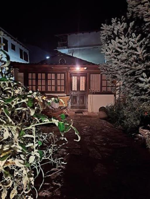 Panthea Cottage Stavroupoli Eksteriør billede